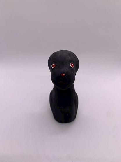 張り子の犬（トイプードル）