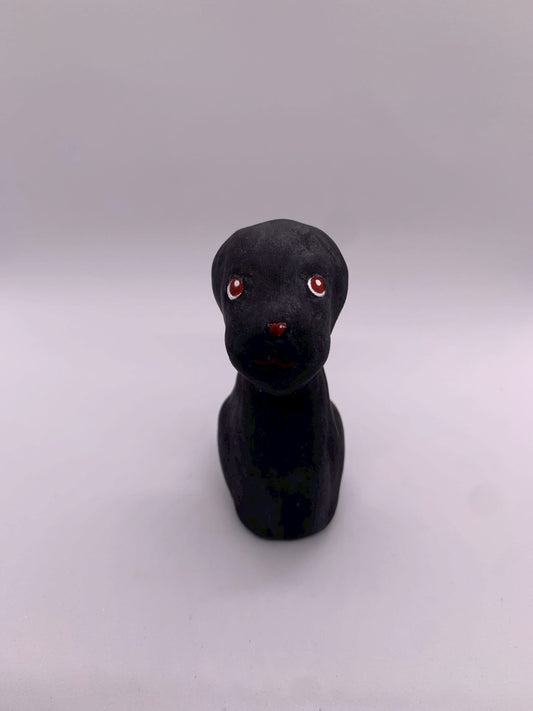 張り子の犬（トイプードル）