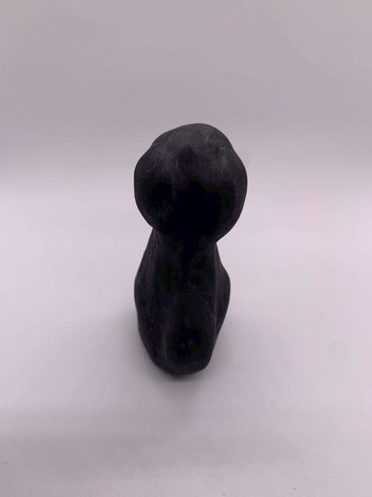 張り子の犬（トイプードル）