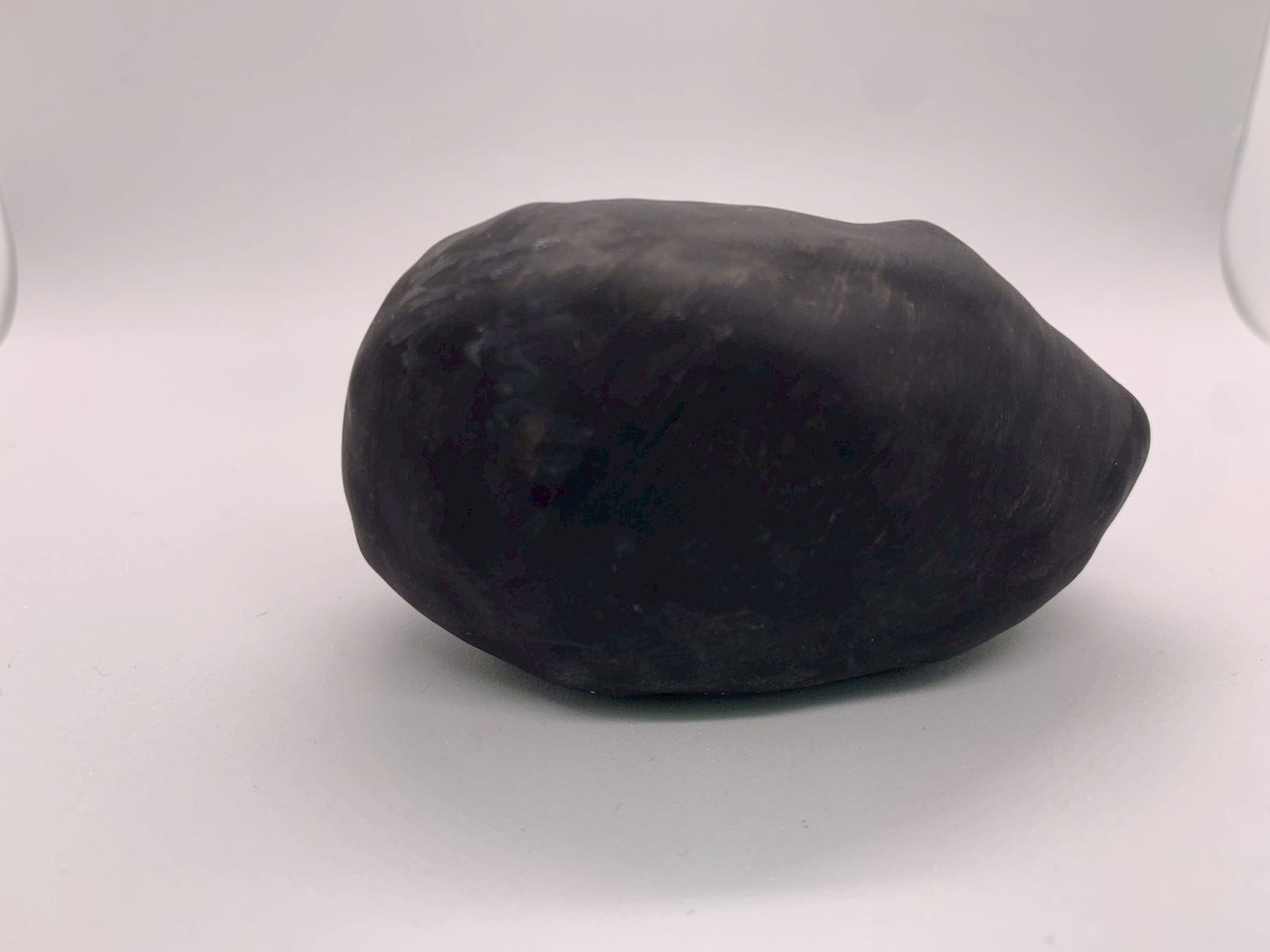 張り子の猫（黒・壱）