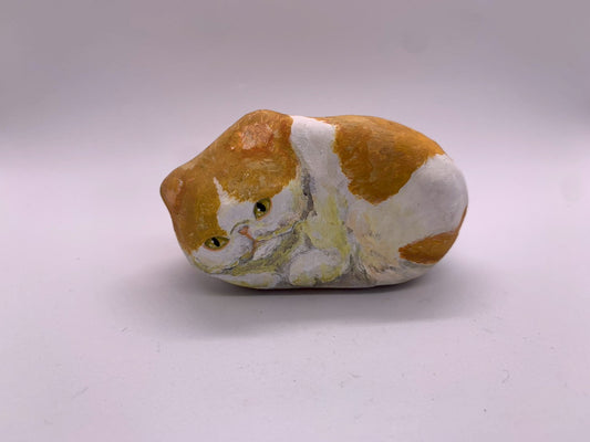 張り子の猫（鼻ぺちゃ・茶）