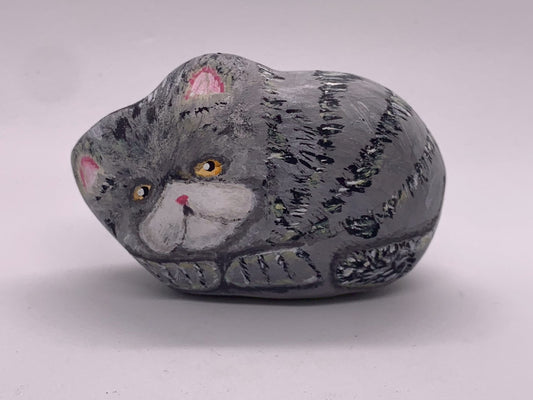 張り子の猫（サバトラ・短鼻)