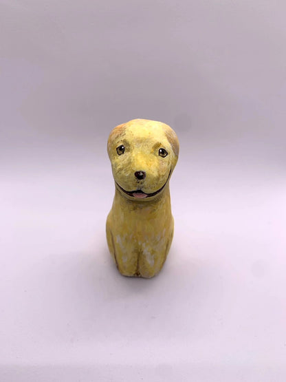 張り子の犬（ゴールデン・レトリバー）