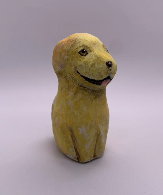 張り子の犬（ゴールデン・レトリバー）